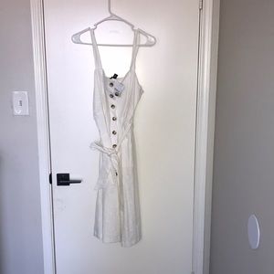 Woven dress white